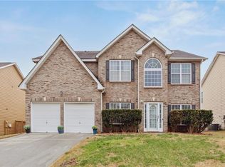 4941 Locherby Dr, Fairburn, GA