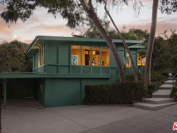 1475 Scenic Dr, Pasadena, CA 91103