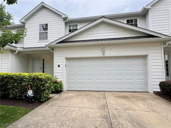 93 Grand Harbor Dr, Grand River, OH 44045