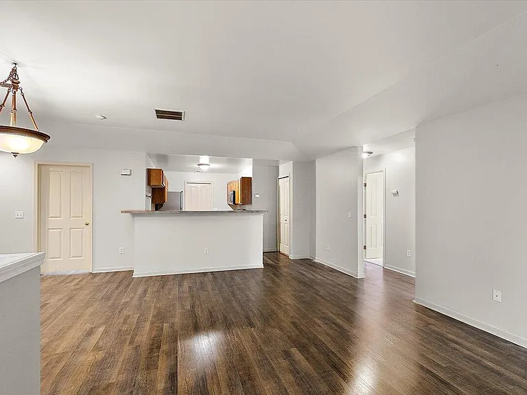 47855 Cardiff Ave — Photo 14