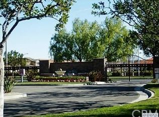 11372 Bridgeway Dr, Riverside, CA 92505