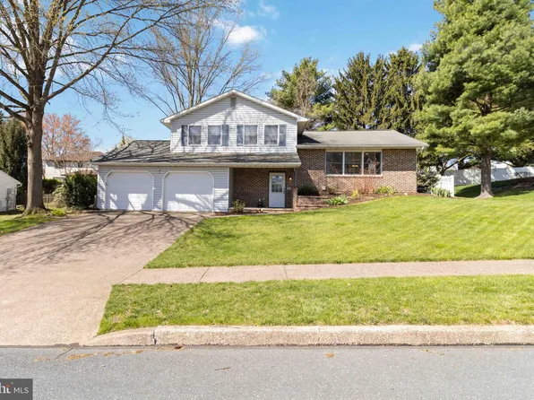 419 Sioux Dr, Mechanicsburg, PA 17050