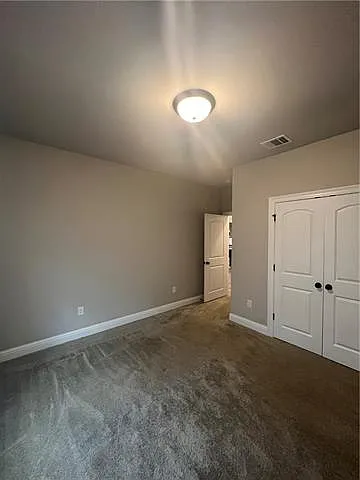 557 Claiborne Trails Dr — Photo 29
