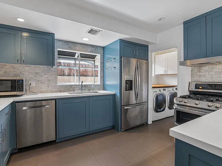 2848 Westwood Blvd #1A — Photo 4