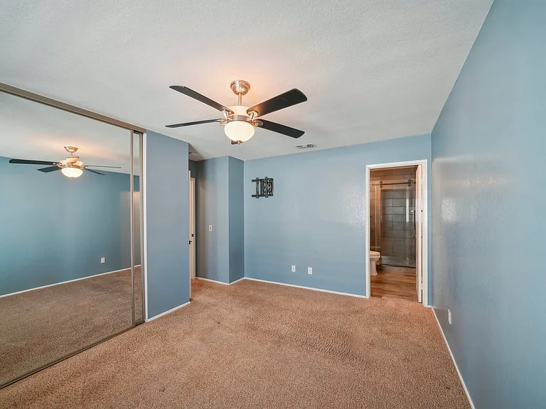 8385 Western Trail Pl #B — Photo 12