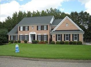 7857 Shepherds Glen Ct, Kalamazoo, MI