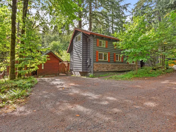 21424 E Country Club Loop, Brightwood, OR 97011