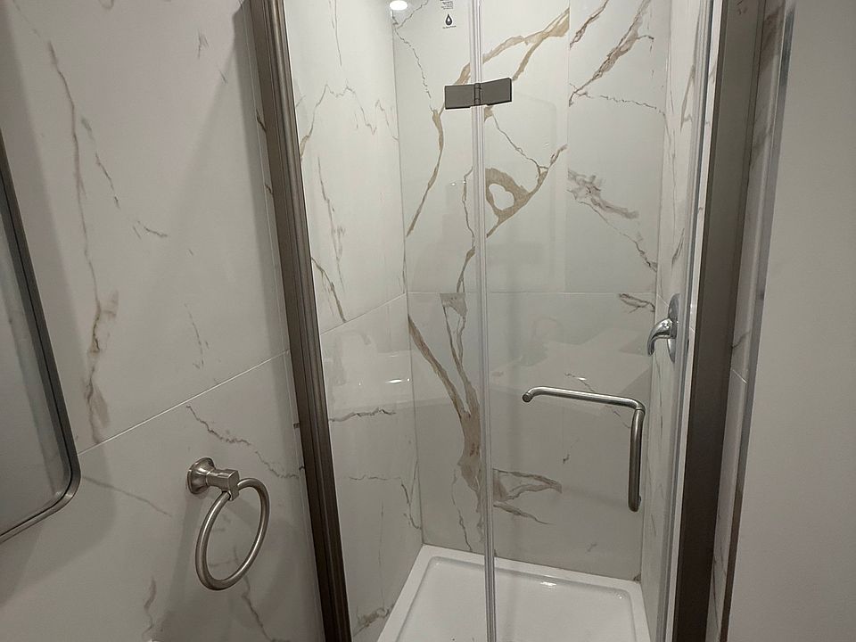 1st image of 2321 Arctic Ave #1