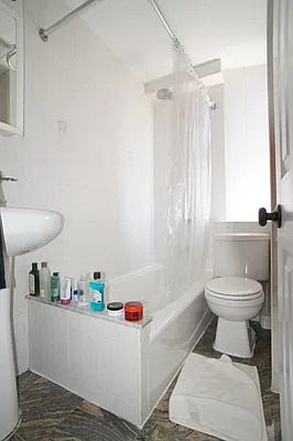 Rented by J Misrahi Realty Corp | media 35