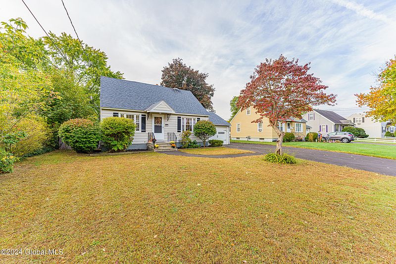 2nd image of 1116 Barber Drive