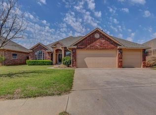 3116 Pine Hill Rd, Norman, OK 73072