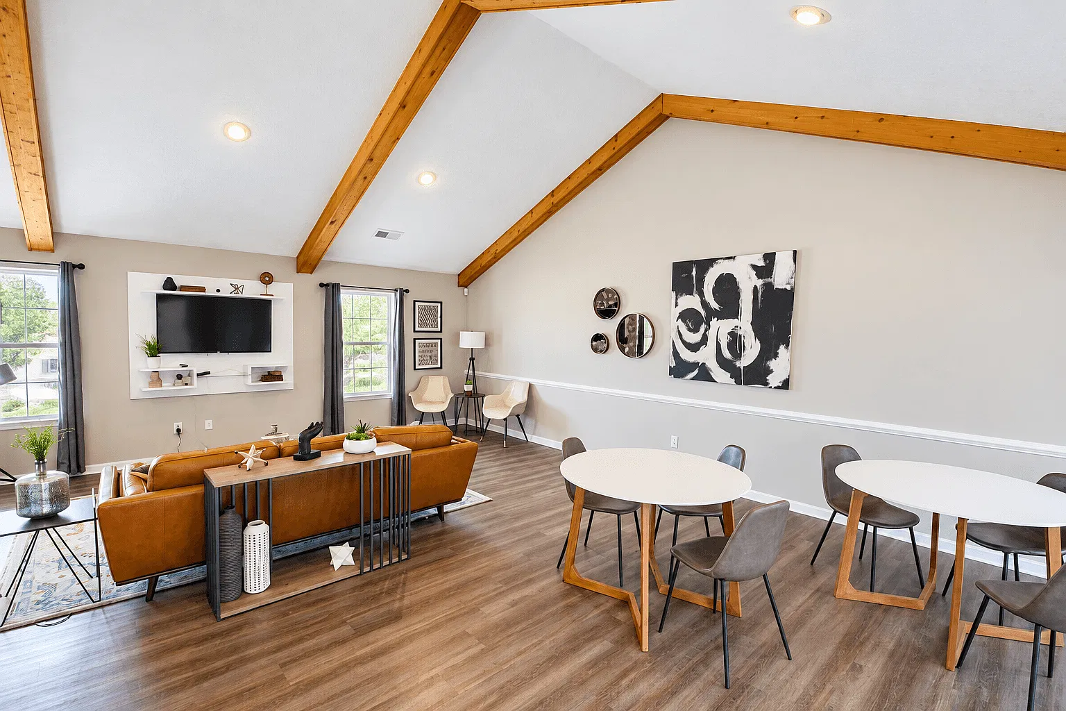 Maple Tree Apartments — Photo 3