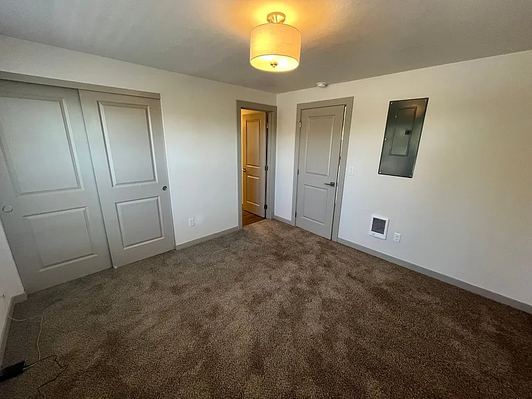 50 NE Cessna Dr #2 — Photo 7