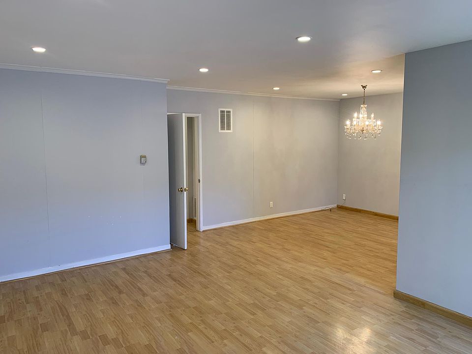 1st image of 337 S Rexford Dr APT 7