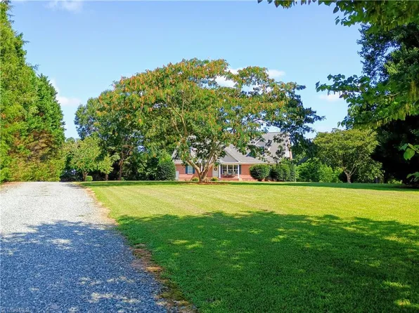 6843 Sawyer Rd, Liberty, NC 27298