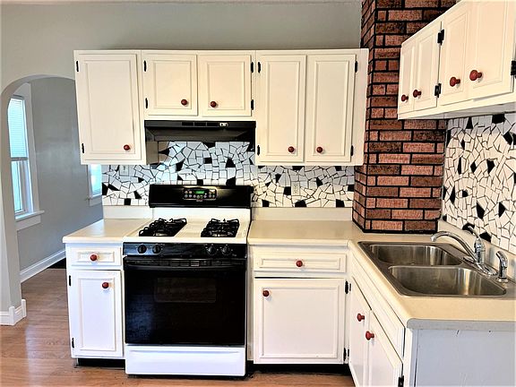 5th image of 3328 Avenue C