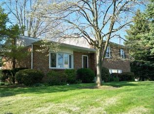 1004 Sherman Ave, Huntingdon Valley, PA 19006