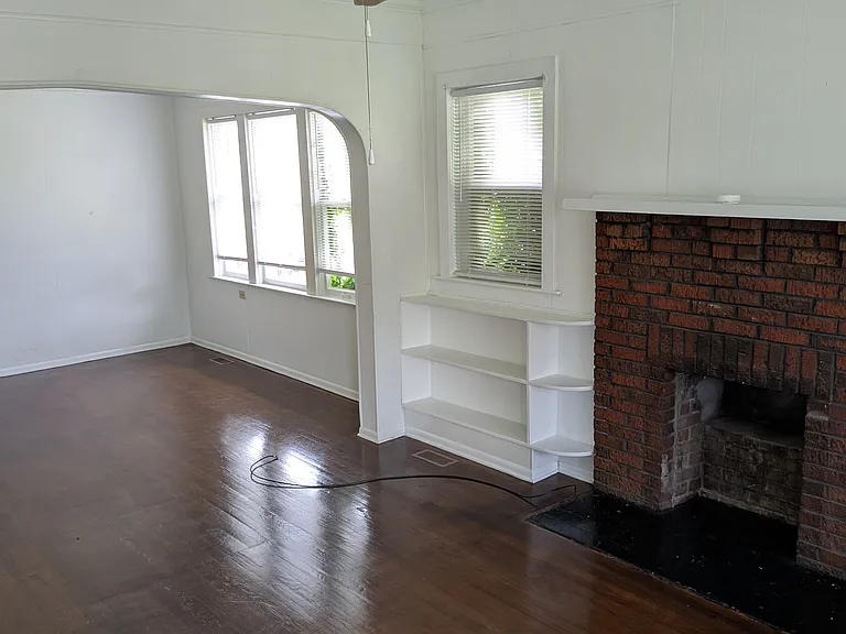 305 Allen Ave — Photo 24