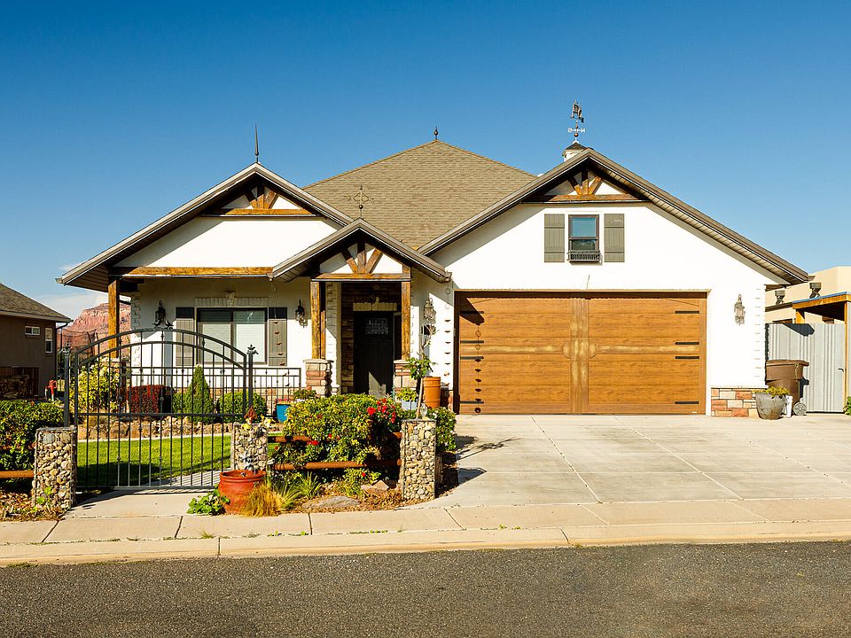 1st image of 580 S Cedar Cir
