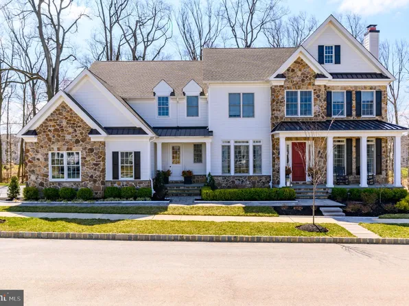 3804 Austin Pl, Newtown Square, PA 19073