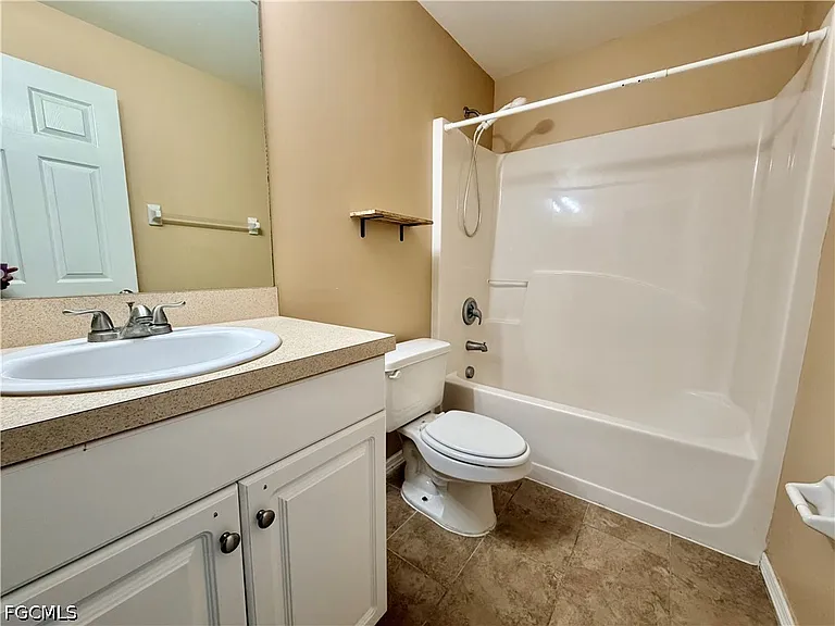 348 Bell Blvd S — Photo 8