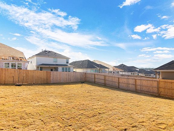 5th image of 450 Salz Way