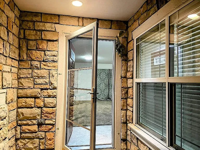 12833 Mayfair Way — Photo 4