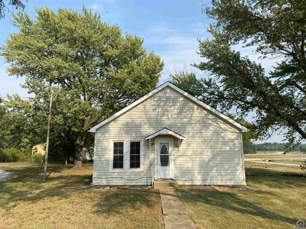602 Commercial St, Hartford, KS 66854
