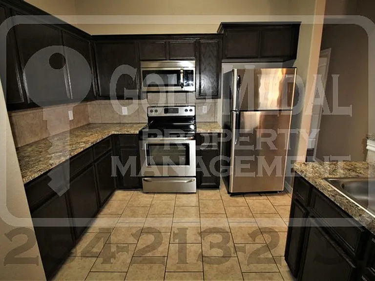 1106 Grace Point Dr — Photo 8