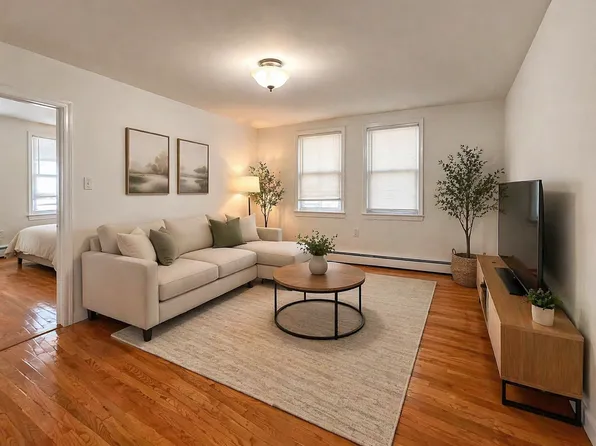 89 W 21st St Floor 1, Bayonne, NJ 07002