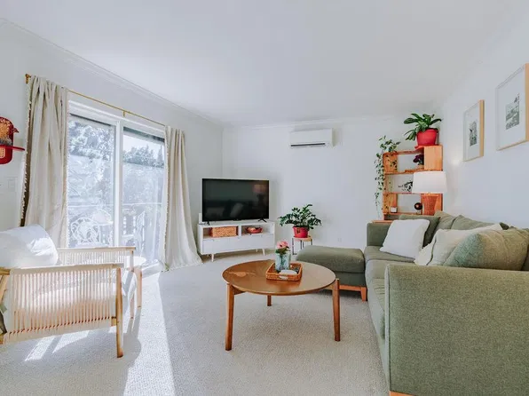 100 E Middlefield Rd APT 4H, Mountain View, CA 94043
