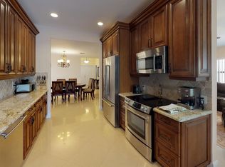 21574 Villa Nova Dr, Boca Raton, FL 33433