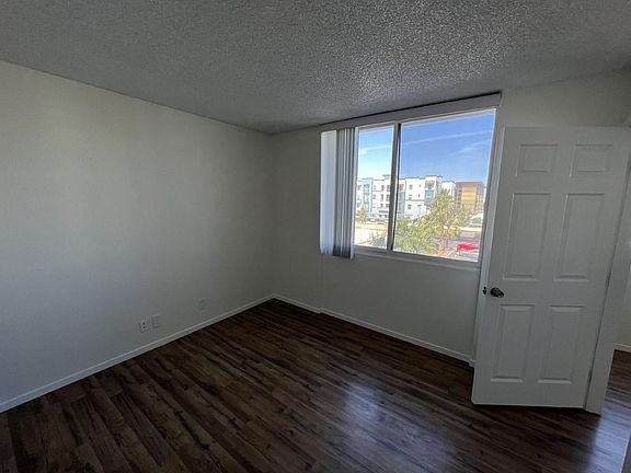 5th image of 3930 University Cir #305