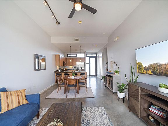 5th image of 2525 S Lamar Blvd APT 304