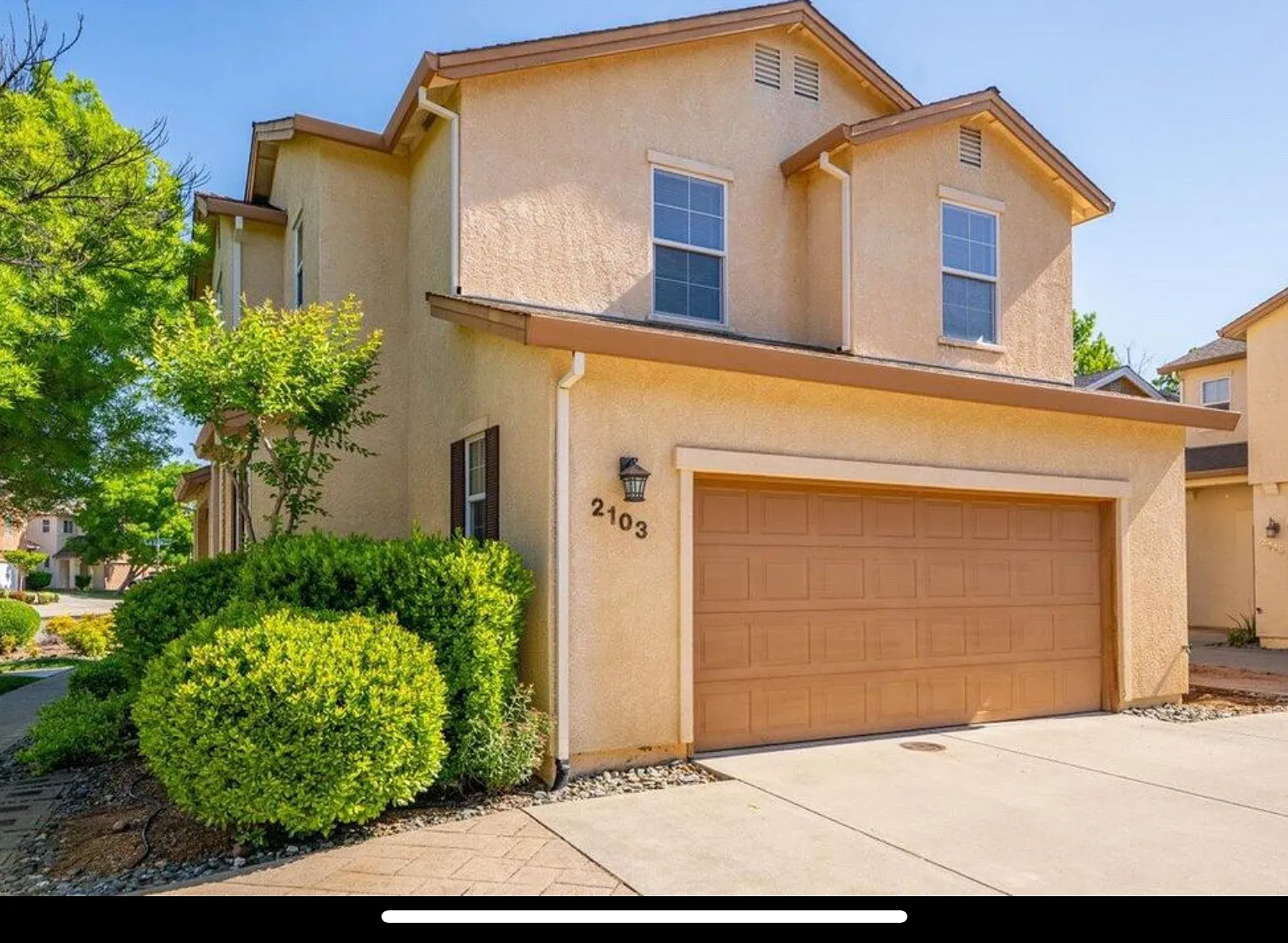 4 bed, 2.5 bath, 1530 sqft, $2,350 — Photo 2