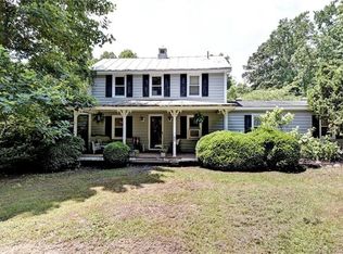 10441 Farys Mill Rd, Gloucester, VA 23061