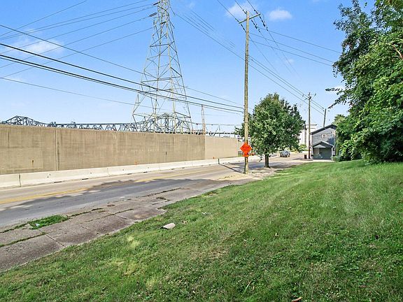 5th image of 817 Highway Ave