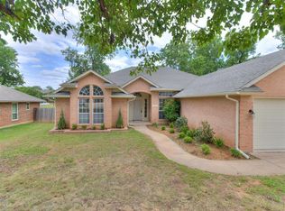 1718 Kings Rd, Edmond, OK 73013