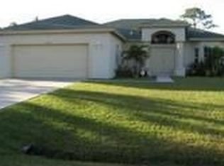 5891 NW Hann Dr, Port Saint Lucie, FL 34986