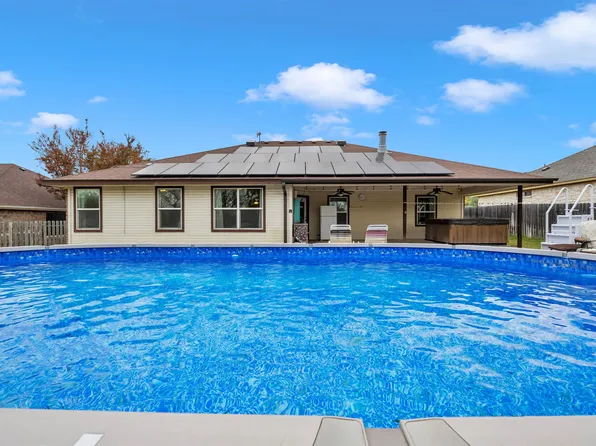 1305 Adam Avenue, Burnet, TX 78611-0001