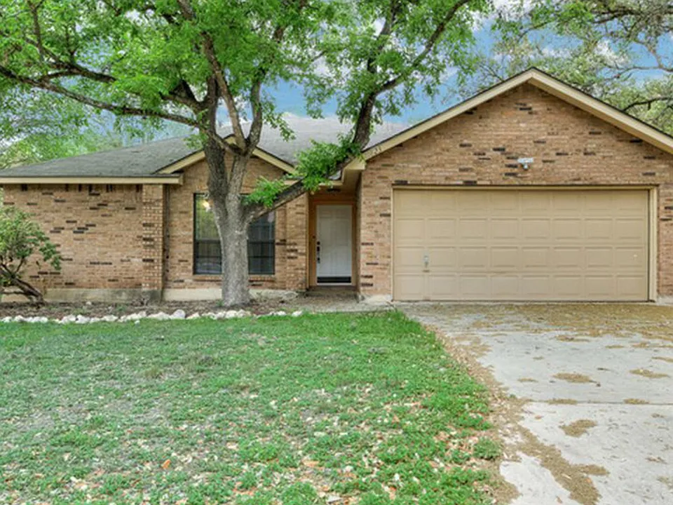 11823 Freelan Dr