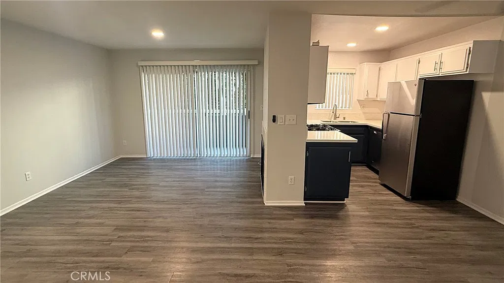 1 bed, 700 sqft, $2,400 — Photo 3