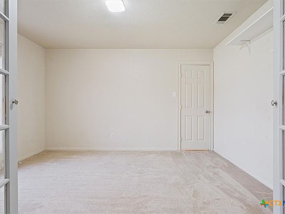 3rd image of 2304 Riley Dr