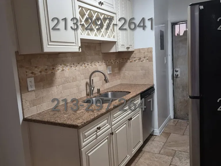 143 1/2 S Hoover St — Photo 10