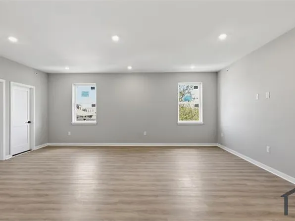 4129 Ogden St, Philadelphia, PA