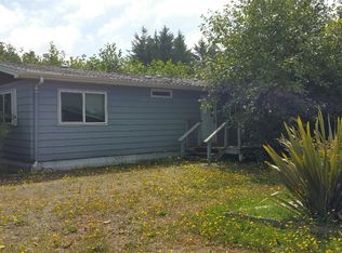 1818 Ocean Beach Blvd N, Long Beach, WA 98631