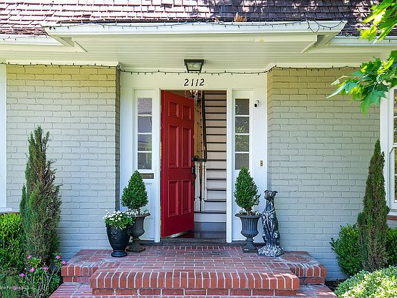 5th image of 2112 S El Molino Ave