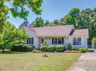 121 Hillcrest Dr, Greer, SC 29651