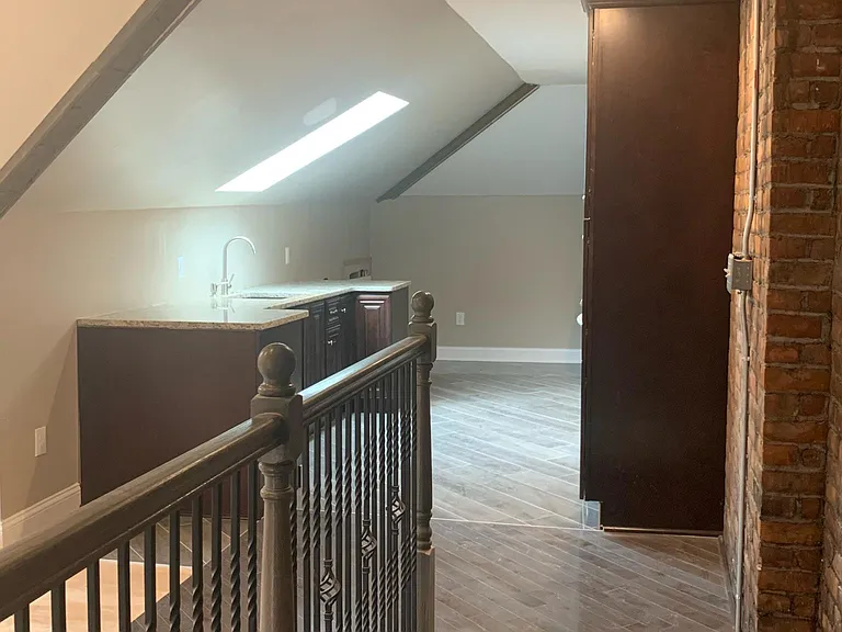 3716 Lincoln Ave #5 — Photo 5