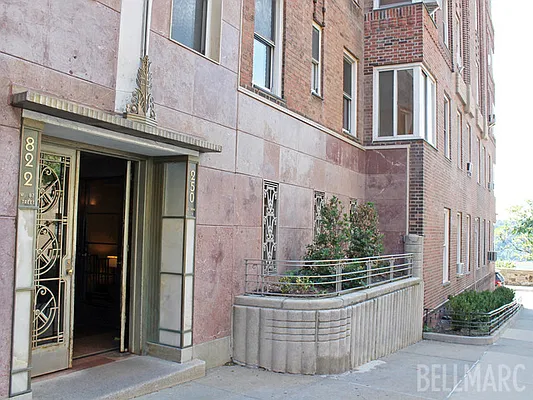 Sold by Bellmarc Realty | media 20